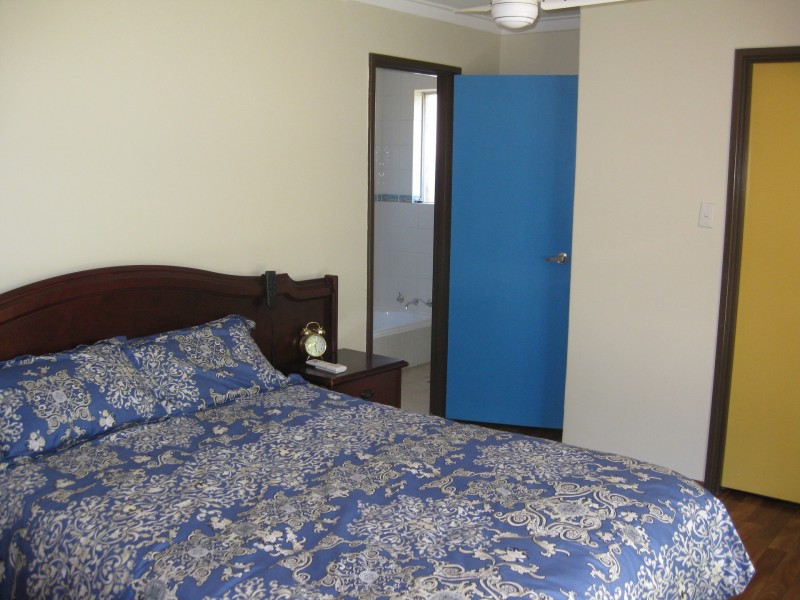 6 Keedes Court, Parmelia WA 6167