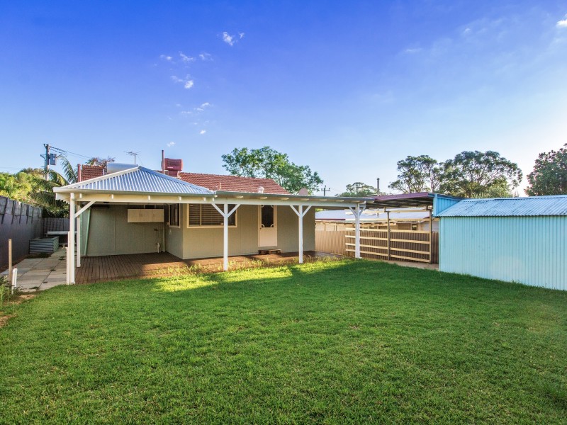 42 Gawler Way, Calista WA 6167