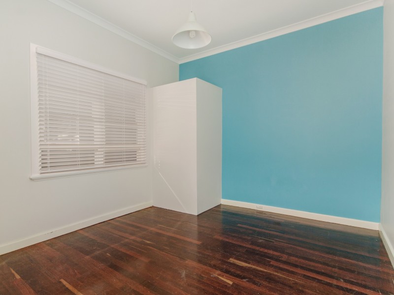 42 Gawler Way, Calista WA 6167