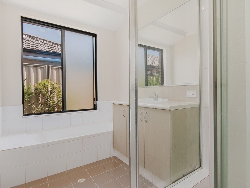 35 Wanstead Vista, Bertram WA 6167