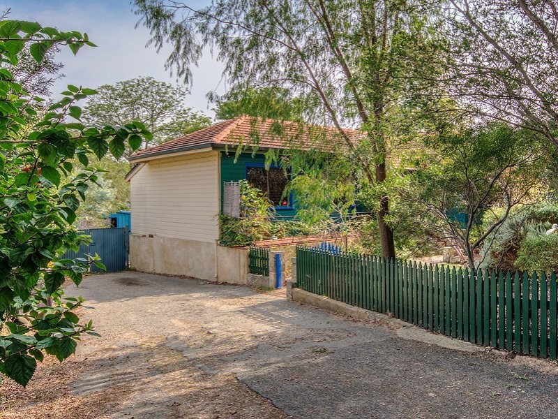 124 Medina Ave, Medina WA 6167