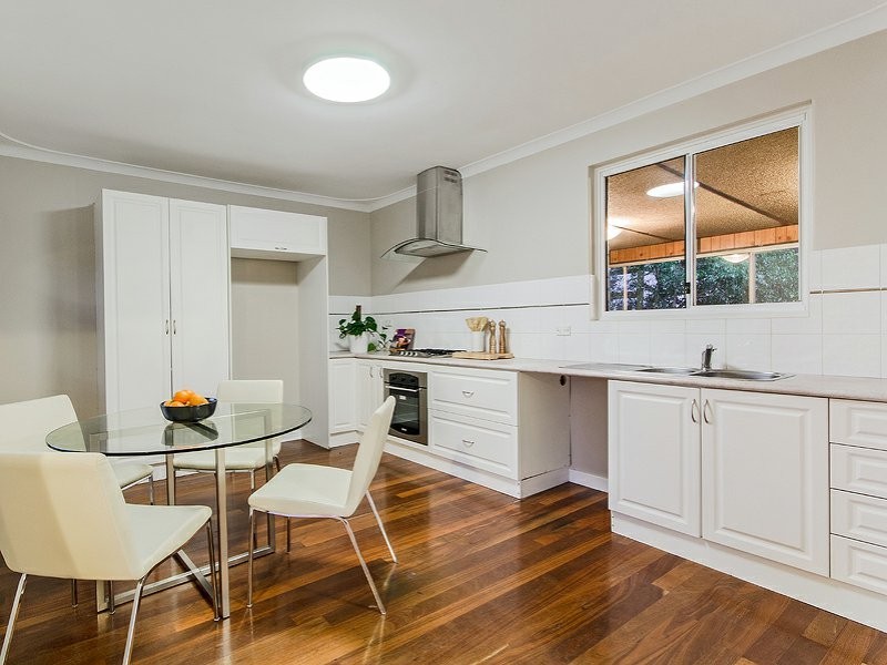 10 Leghorn Road, Orelia WA 6167