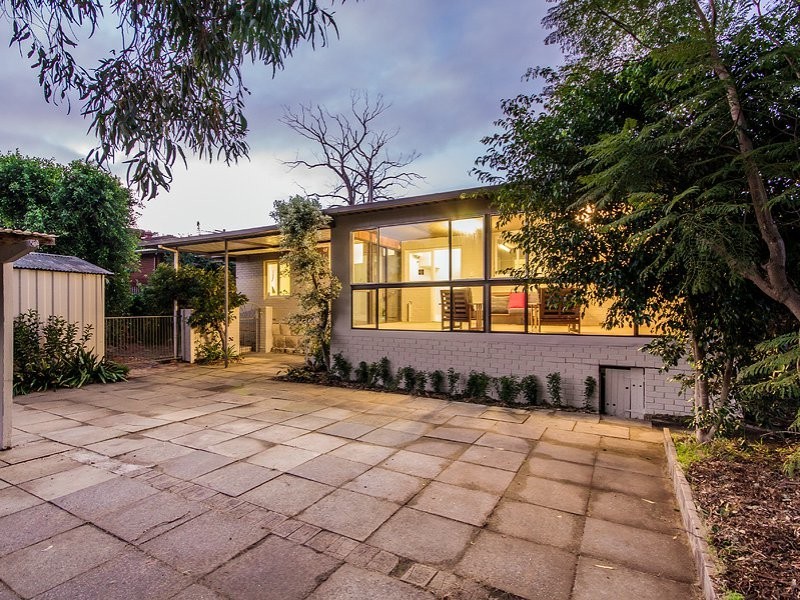 10 Leghorn Road, Orelia WA 6167