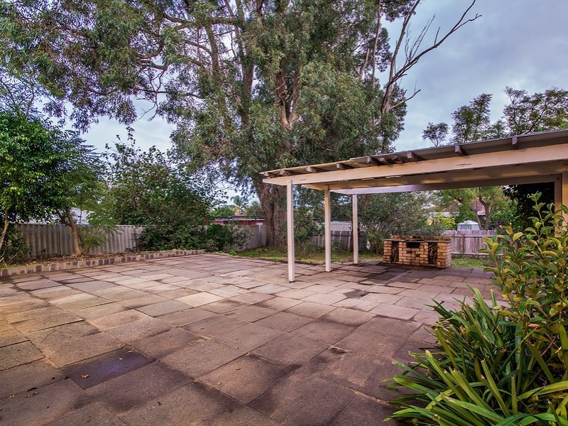 10 Leghorn Road, Orelia WA 6167