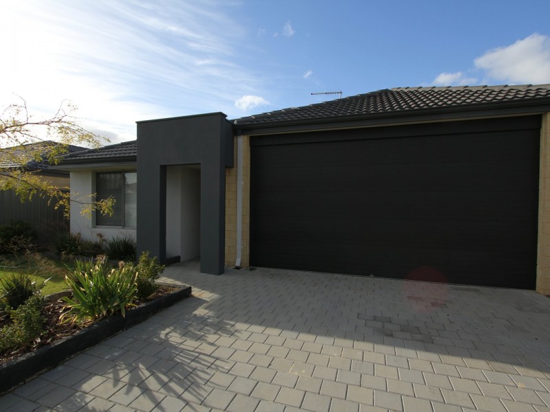 5 Ealing Road, Wellard WA 6170