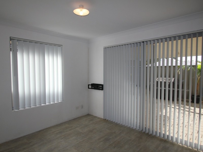 5 Ealing Road, Wellard WA 6170