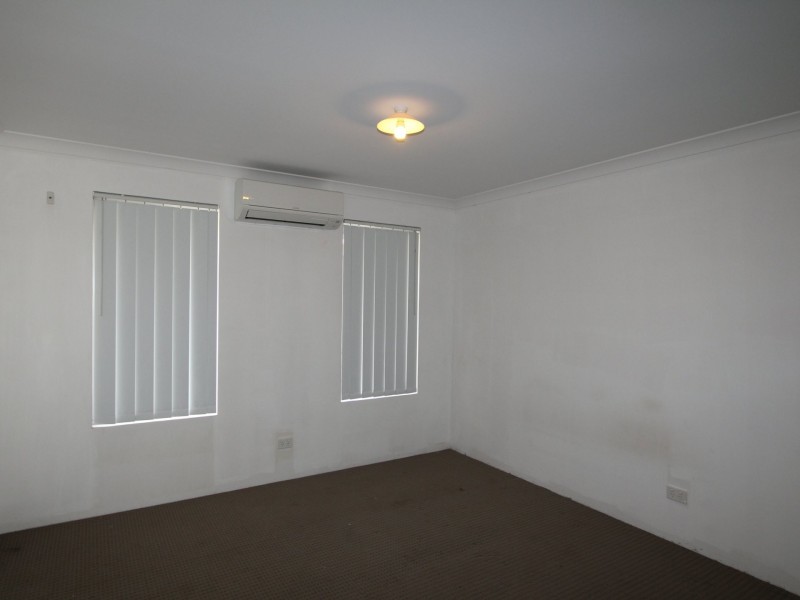 5 Ealing Road, Wellard WA 6170