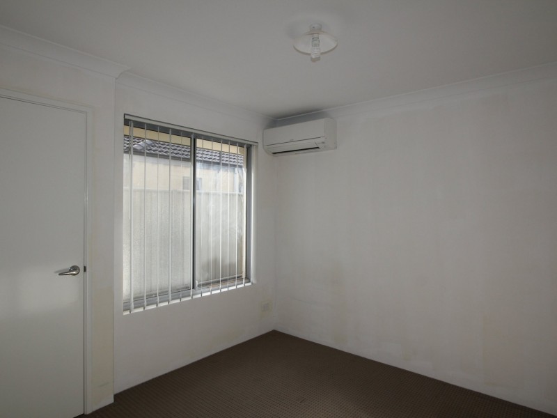 5 Ealing Road, Wellard WA 6170