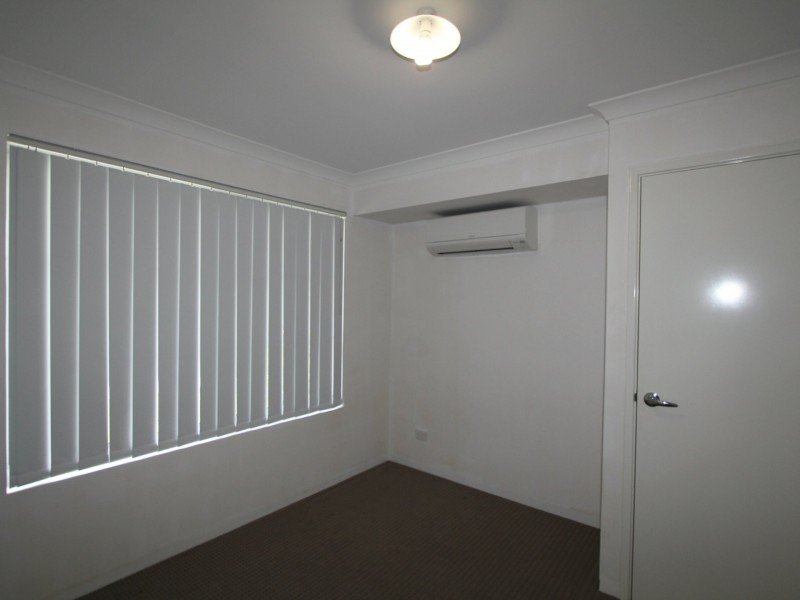 5 Ealing Road, Wellard WA 6170