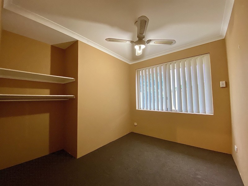 32 Perham Crescent, Leda WA 6170