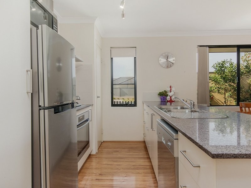 10 Epidote Vista, Wellard WA 6170