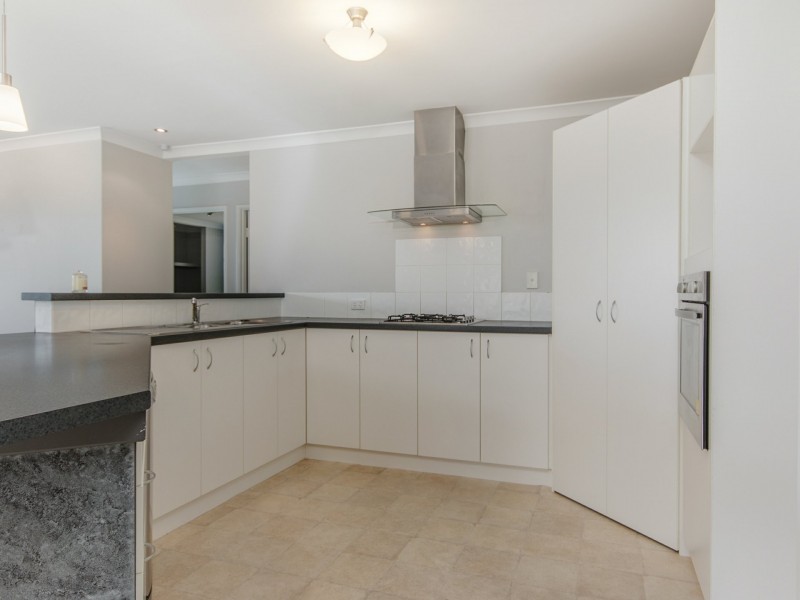 104 Price Parkway, Bertram WA 6167