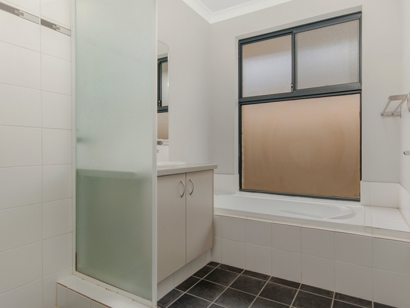 104 Price Parkway, Bertram WA 6167