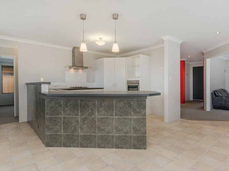 104 Price Parkway, Bertram WA 6167