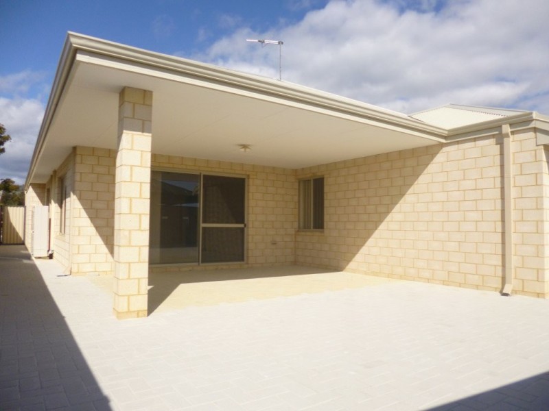 25 Haywire Avenue, Whitby WA 6123