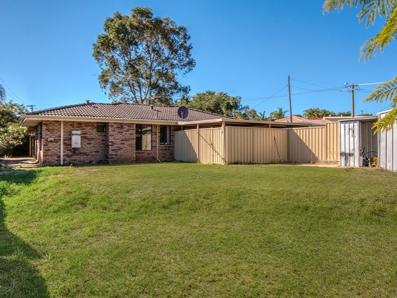 2 Burrows Place, Parmelia WA 6167