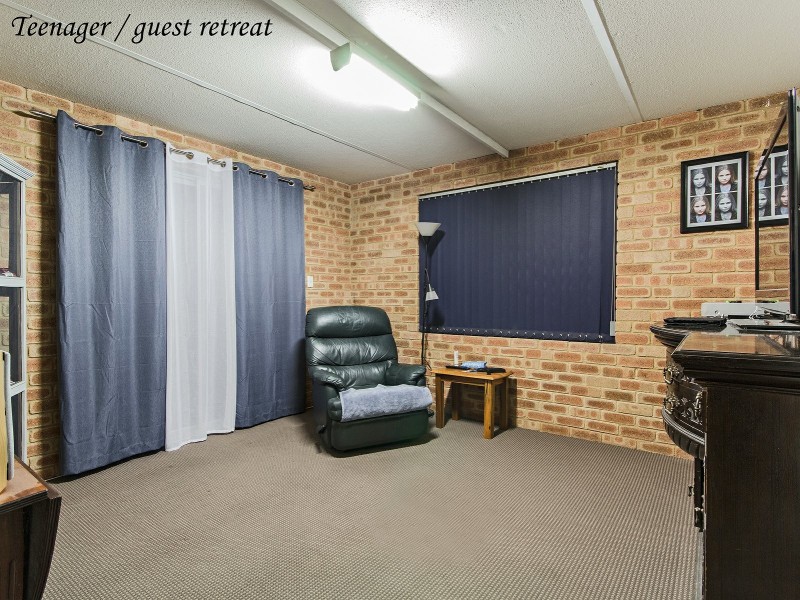 3 Chester Court, Orelia WA 6167