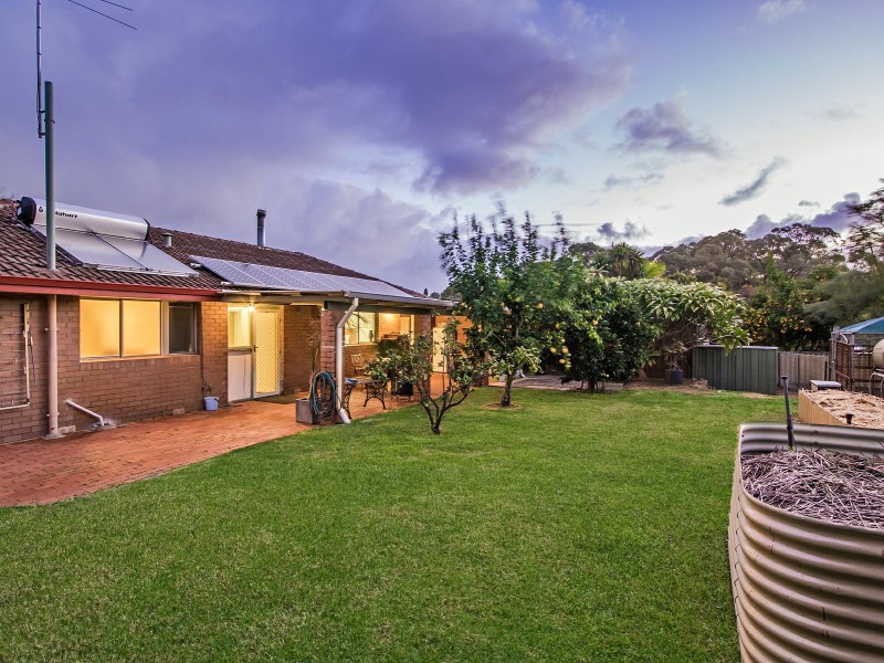 3 Chester Court, Orelia WA 6167