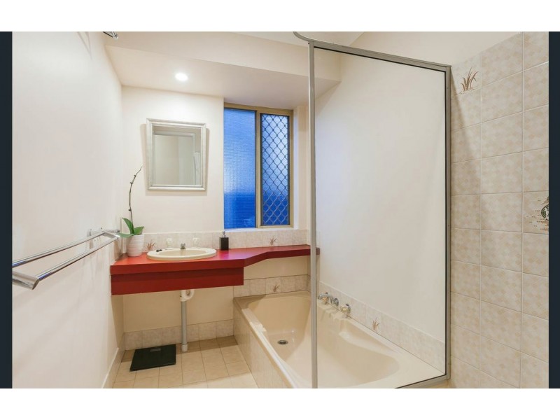 9 Tristram Gardens, Parmelia WA 6167