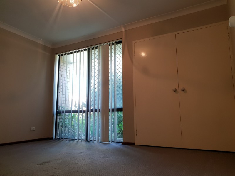 33 Pollard Way, Warnbro WA 6169