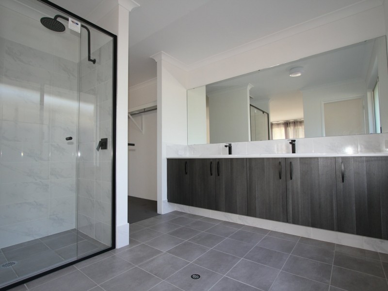 49 Lewington Street, Rockingham WA 6168