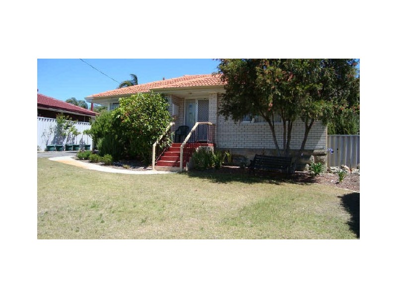 14 Madden Way, Parmelia WA 6167