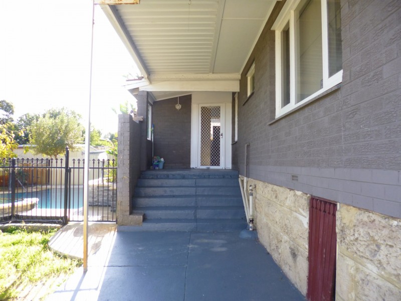 39 Orelia Ave, Orelia WA 6167