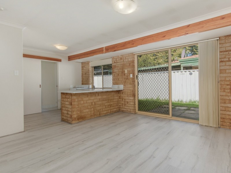 2 Riley Place, Leda WA 6170