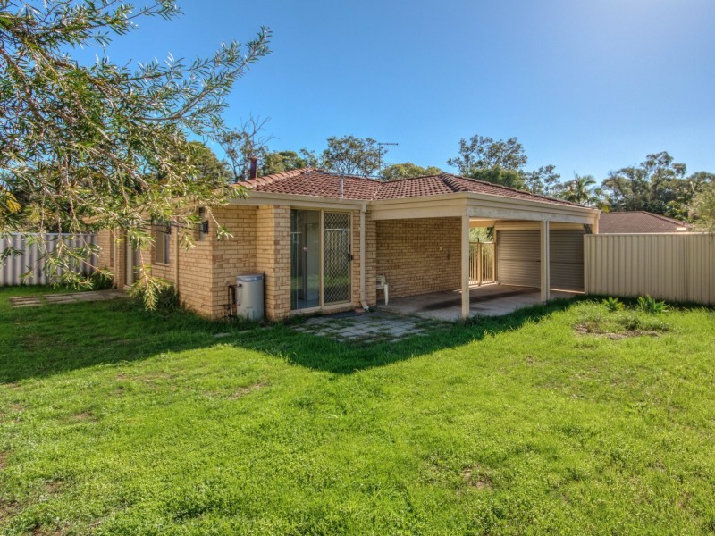 2 Riley Place, Leda WA 6170