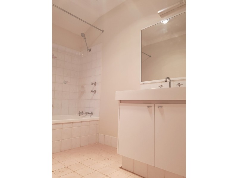 13 Kongal Heights, Leda WA 6170