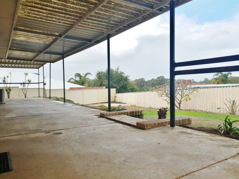 13 Kongal Heights, Leda WA 6170