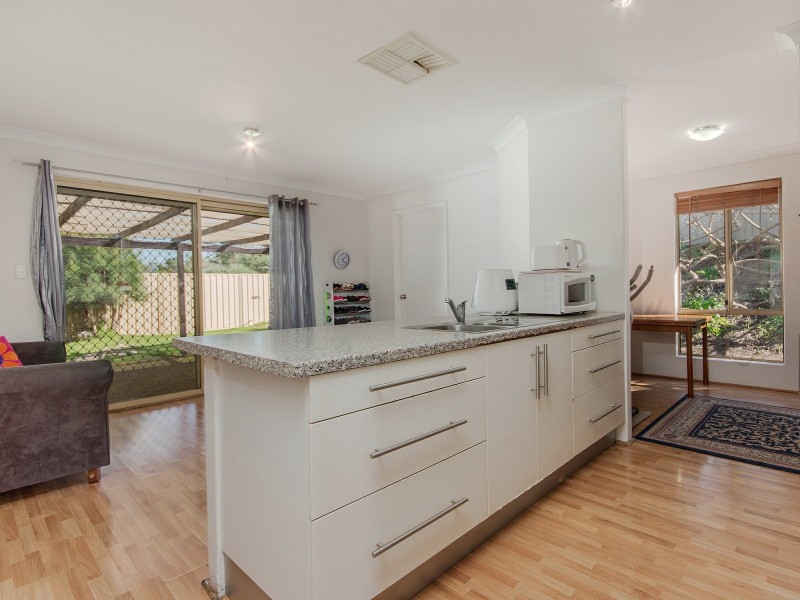 1 Joiner Place, Parmelia WA 6167