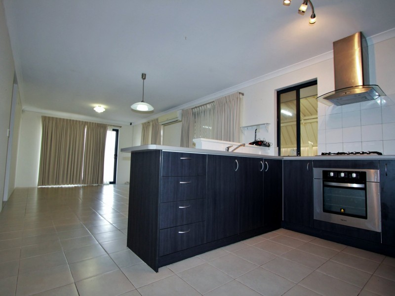 4 Antrim Way, Bertram WA 6167