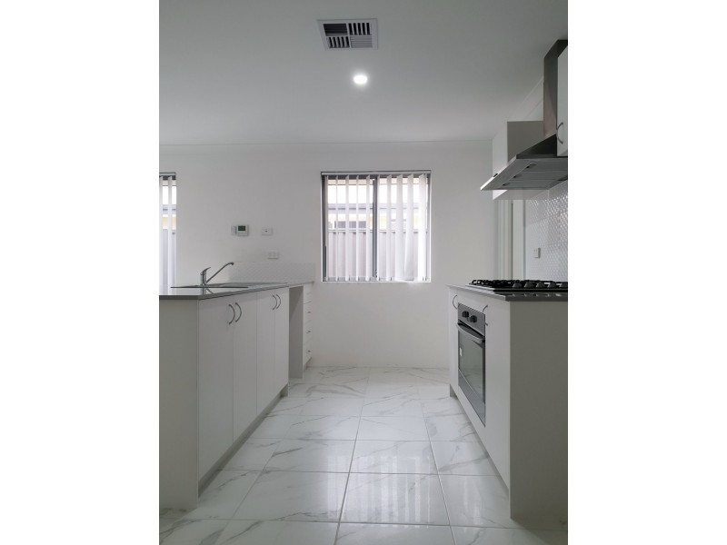 63 Narran Street, Hilbert WA 6112