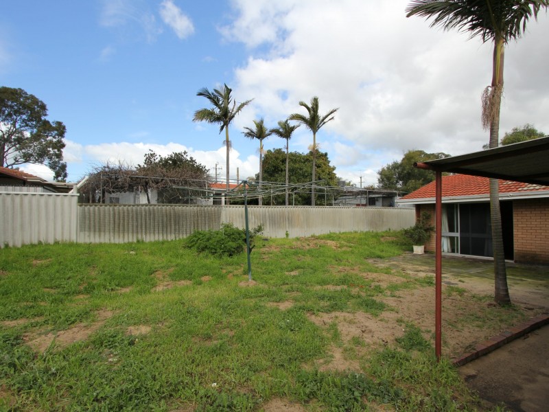 16 Pedder Way, Parmelia WA 6167
