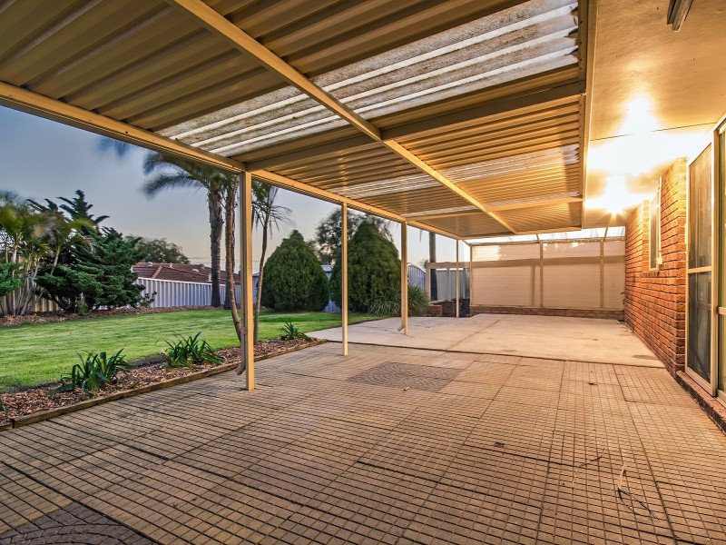 32 Tunnicliffe Street, Parmelia WA 6167