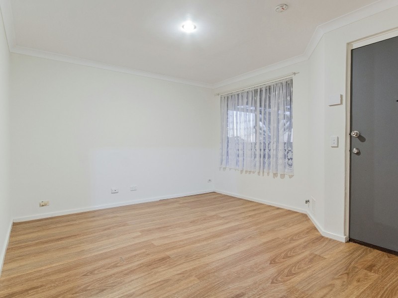32 Tunnicliffe Street, Parmelia WA 6167