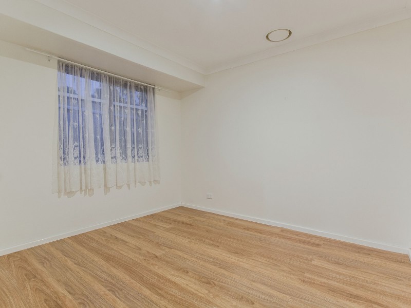 32 Tunnicliffe Street, Parmelia WA 6167