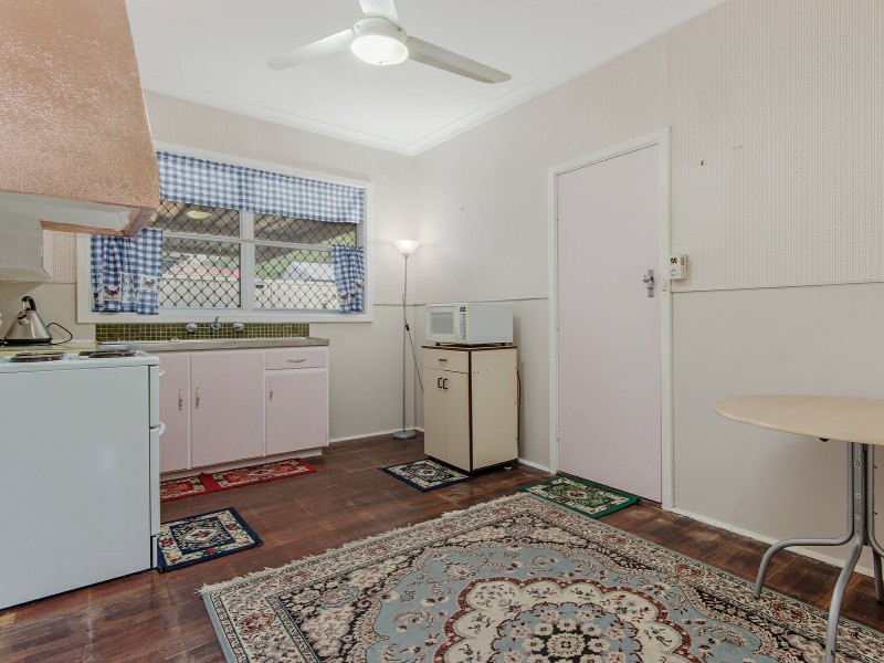 15 Nye Way, Orelia WA 6167