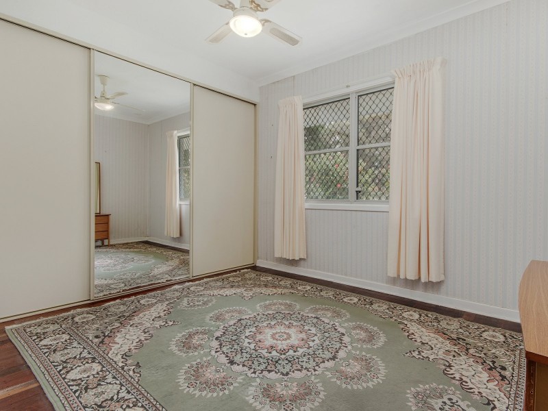 15 Nye Way, Orelia WA 6167
