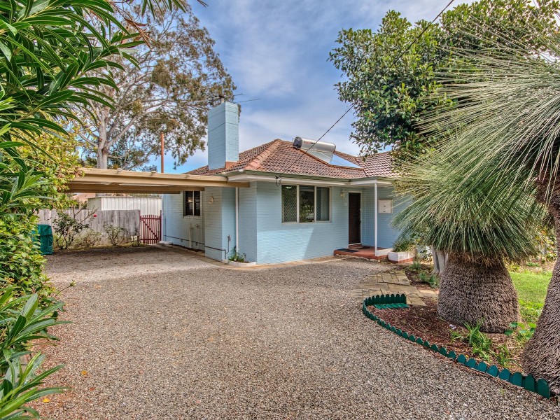 15 Nye Way, Orelia WA 6167