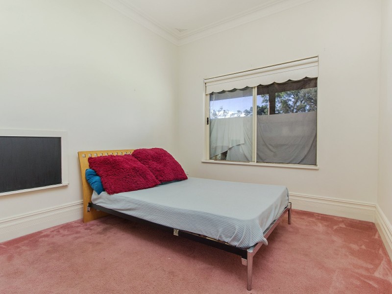 311 Nicolas Drive, Casuarina WA 6167