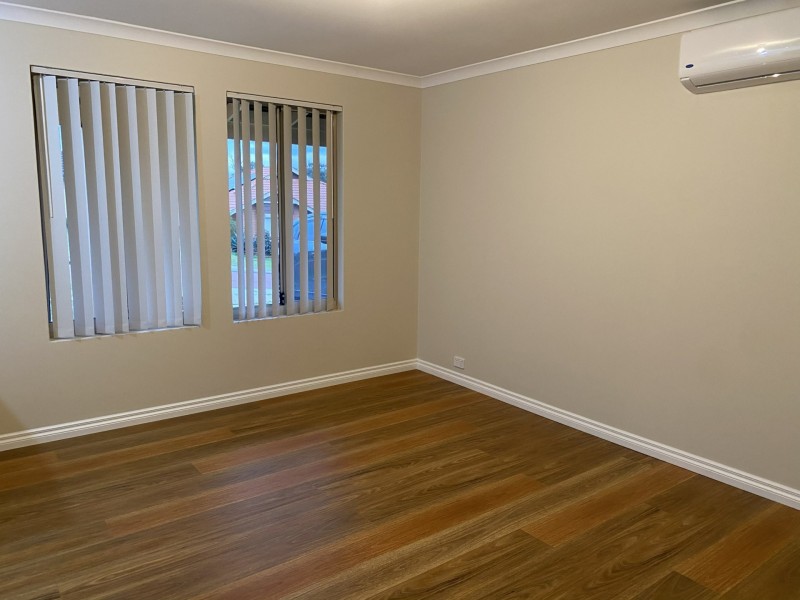 42 Pepperell Crescent, Leda WA 6170