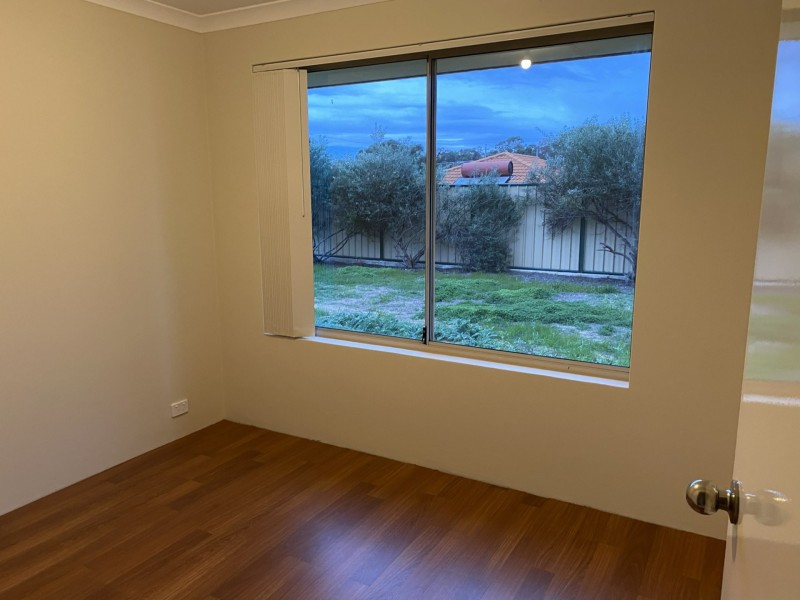 42 Pepperell Crescent, Leda WA 6170