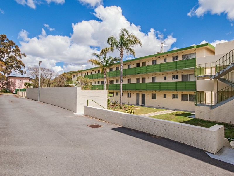 10/13 Milton Place, Orelia WA 6167