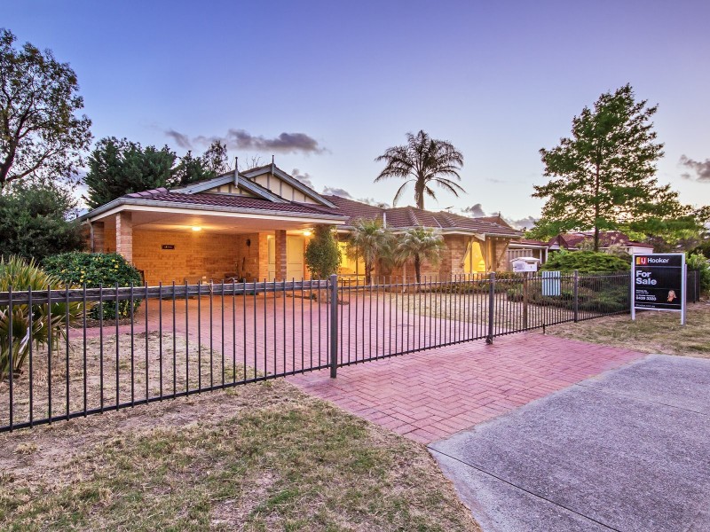 8 Nottingham Parkway, Orelia WA 6167