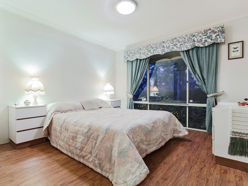 8 Nottingham Parkway, Orelia WA 6167