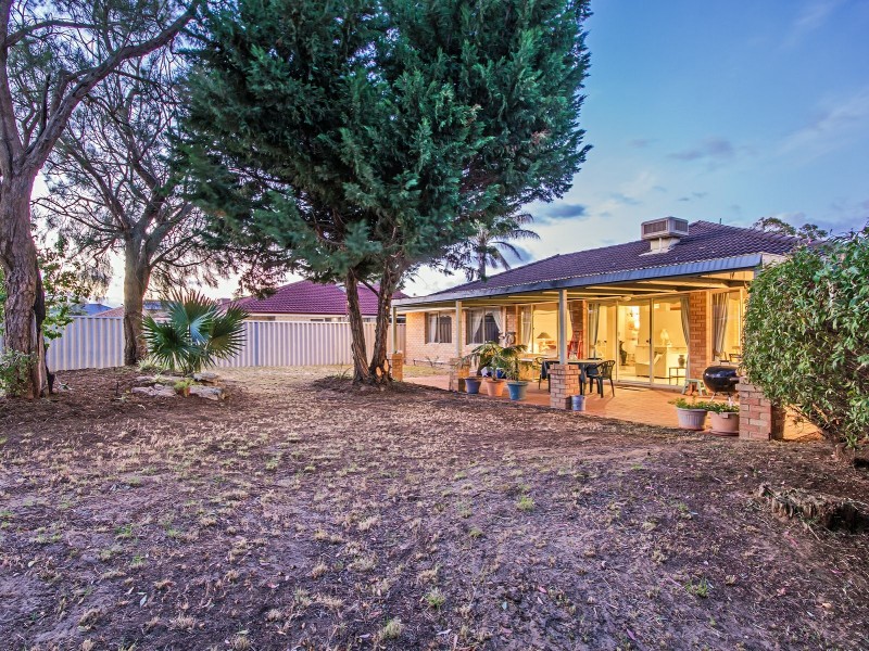 8 Nottingham Parkway, Orelia WA 6167