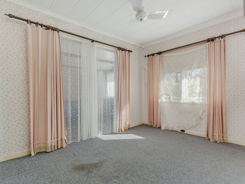 33 Westcott Road, Medina WA 6167