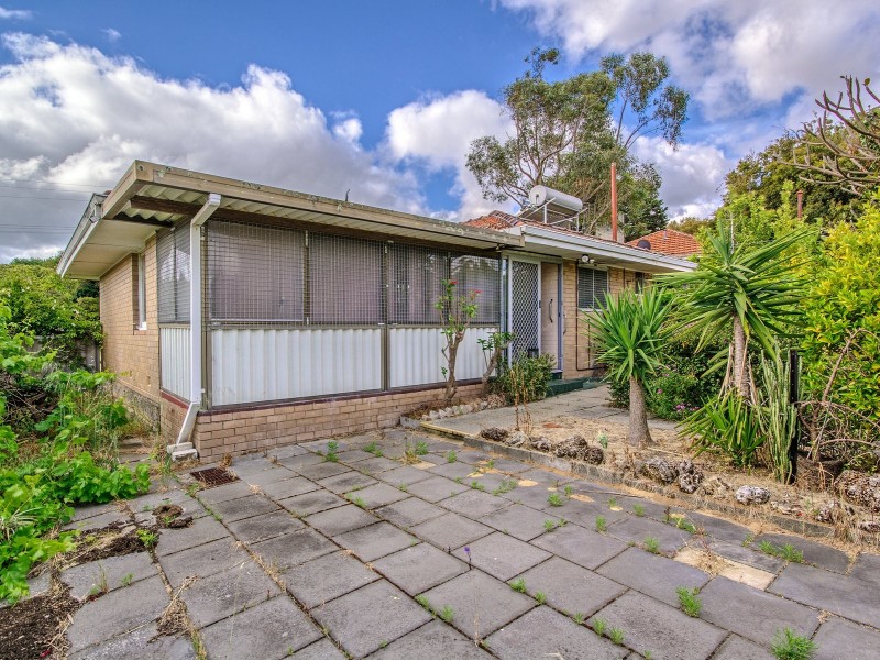 33 Westcott Road, Medina WA 6167